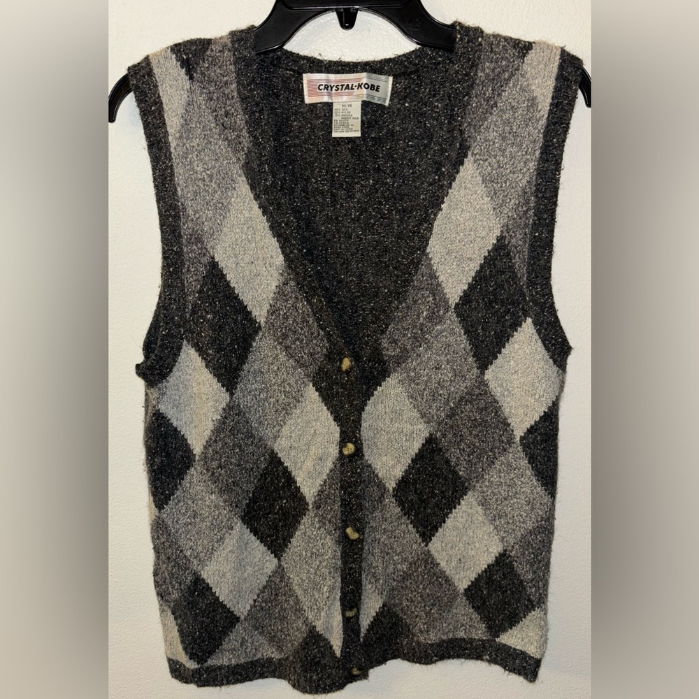 Crystal Kobe Women’s Size Medium Vest Angora Rabbit Hair Silk Nylon Gray Button